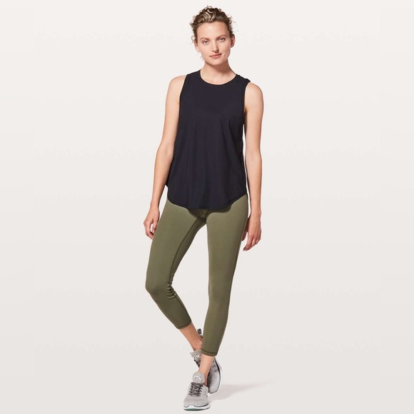 Lululemon Women’s Ace Tank Black Size 6 Back Split Relaxed Fit Running Run - Picture 2 of 11